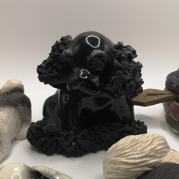 Vintage Collection of 14 Animal Figurines Featuring Cats Dogs Fox Skunk Bears - Picture 7 of 10